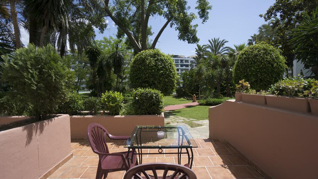 马尔韦利亚Club Jardines Del Puerto公寓 外观 照片