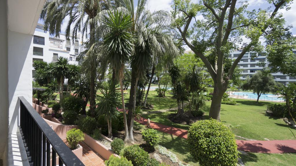 马尔韦利亚Club Jardines Del Puerto公寓 外观 照片