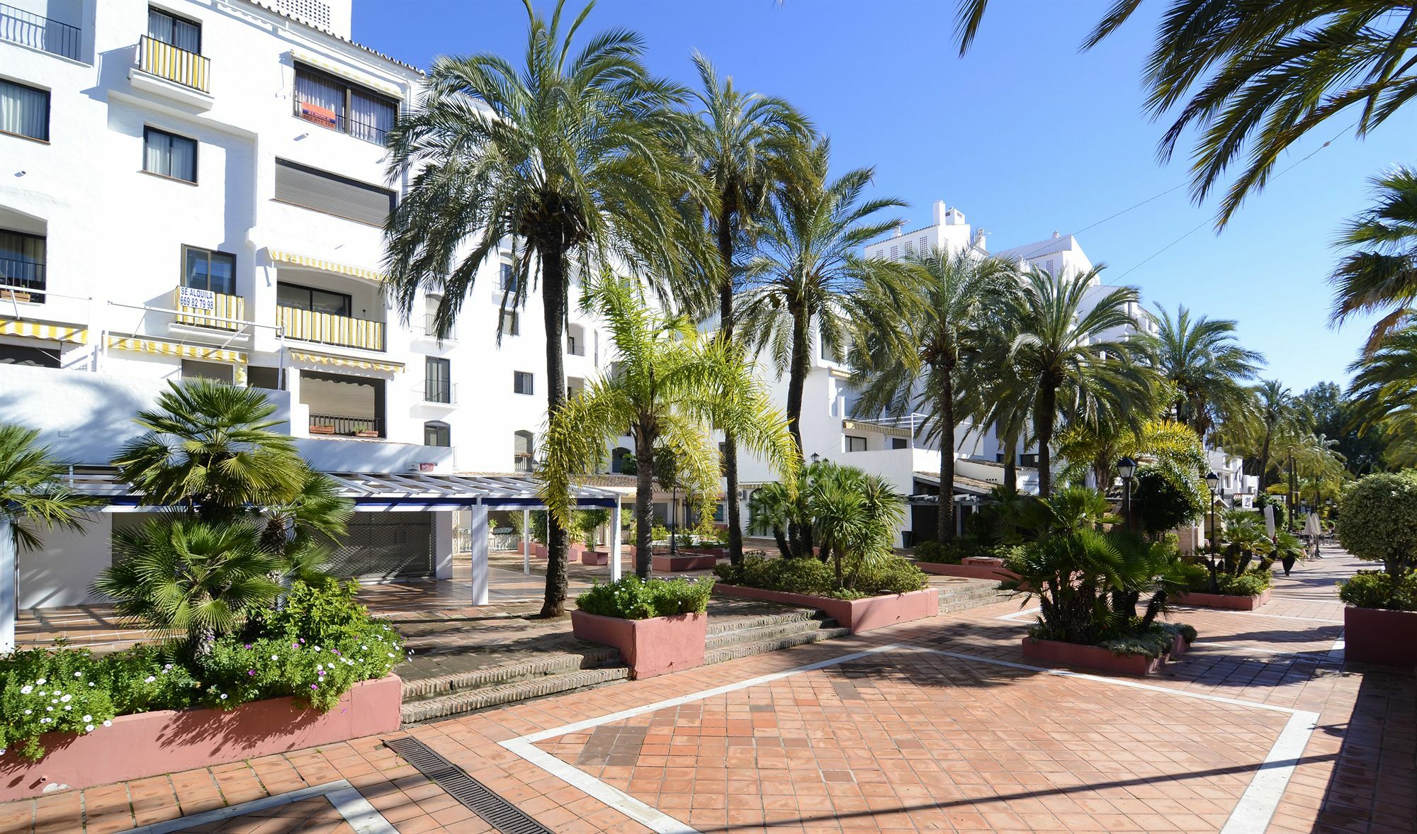 马尔韦利亚Club Jardines Del Puerto公寓 外观 照片