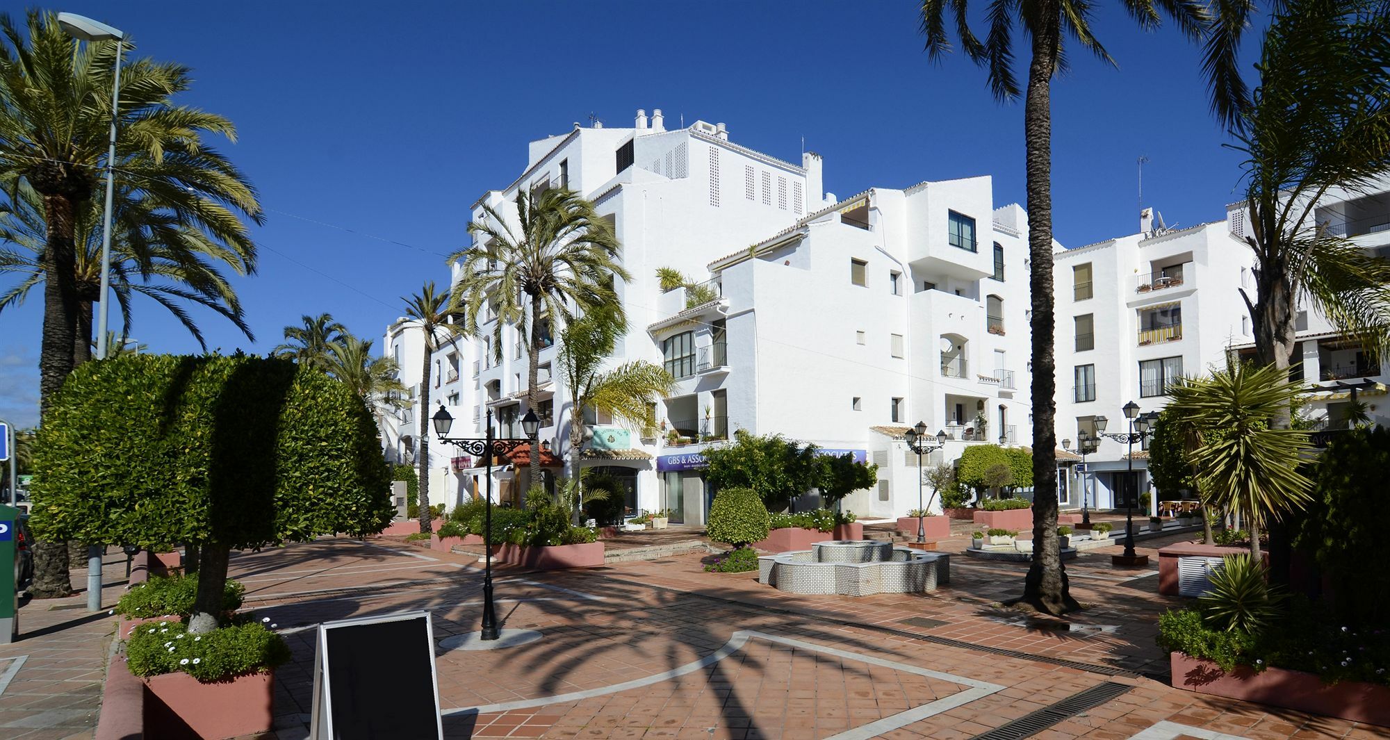 马尔韦利亚Club Jardines Del Puerto公寓 外观 照片